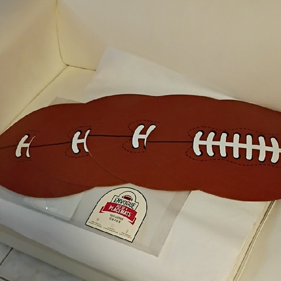 Envogue Other - ENVOGUE Set Of 4 Placemats Faux Leather 13 x 19 Inches New with Original Package